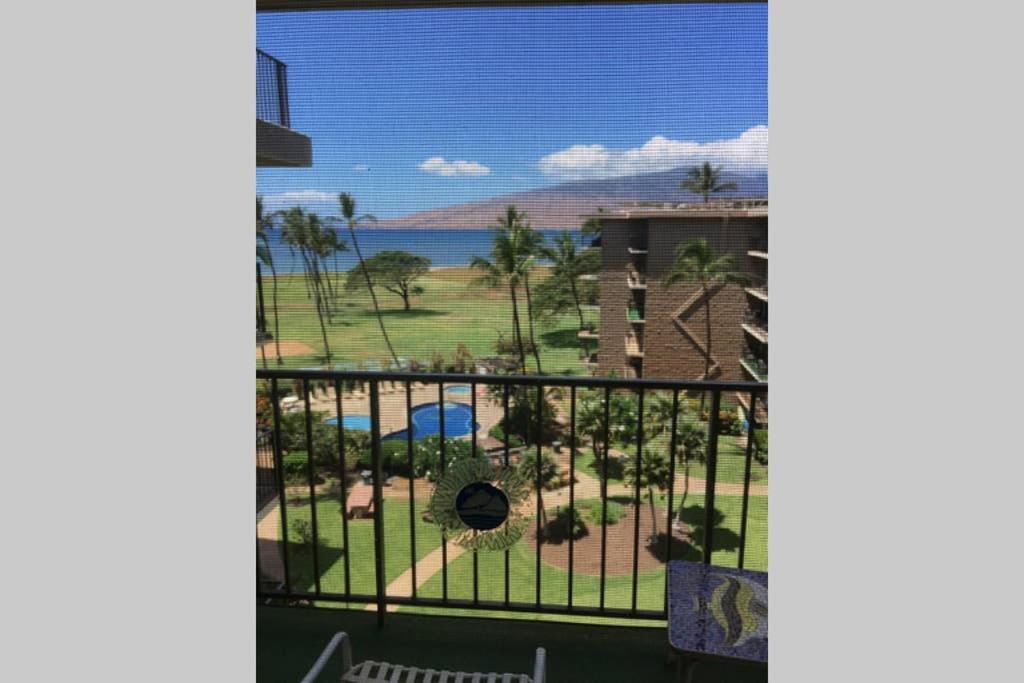 Oceanfront Penthouse With Amazing Views At Kauhale Makai Apartamento Kihei Exterior foto