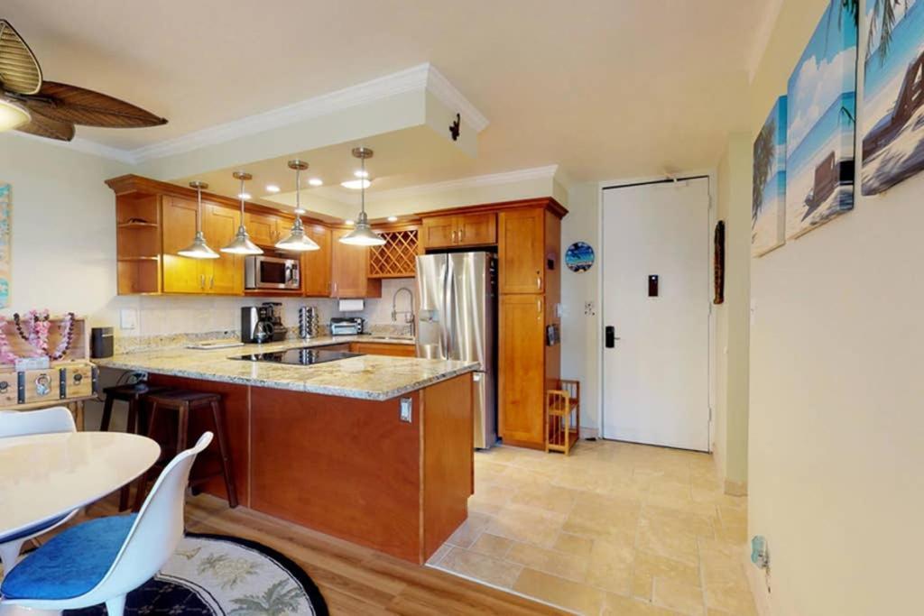 Oceanfront Penthouse With Amazing Views At Kauhale Makai Apartamento Kihei Exterior foto